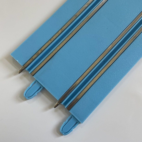 CARRERA TRACK Slot‎ Car Mario Brothers Blue Curves Straight UNTESTED Replacement - Picture 11 of 11